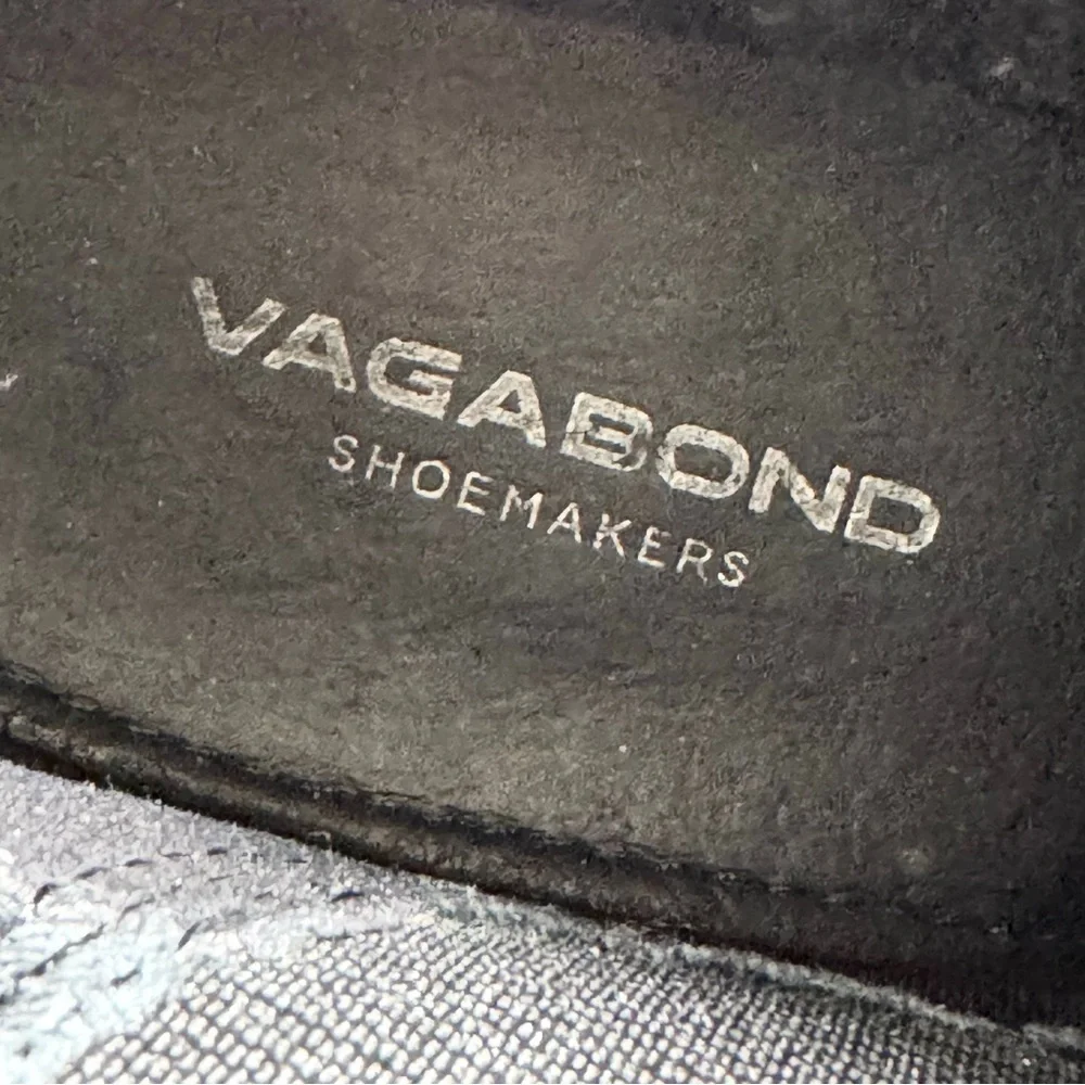 Vagabond Shoemakers Grace‎ Nubuck Chunky Chelsea Ankle Boots Black Sz 39 Minimal